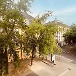 Apartament Hyper Centre Colmar-parking Prive Inclus -ascenseur- Calme