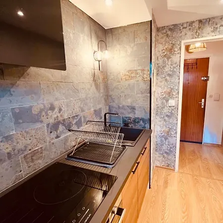 La Colmarina Cosy 1 Bedroom Flat- Elevator Wifi & Private Parking-keybox Apartment *