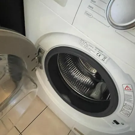 La Colmarina Cosy 1 Bedroom Flat- Elevator Wifi & Private Parking-keybox